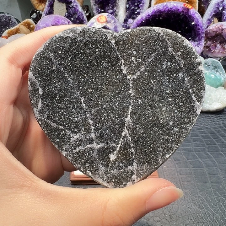 紫晶未镶嵌珠宝半成品