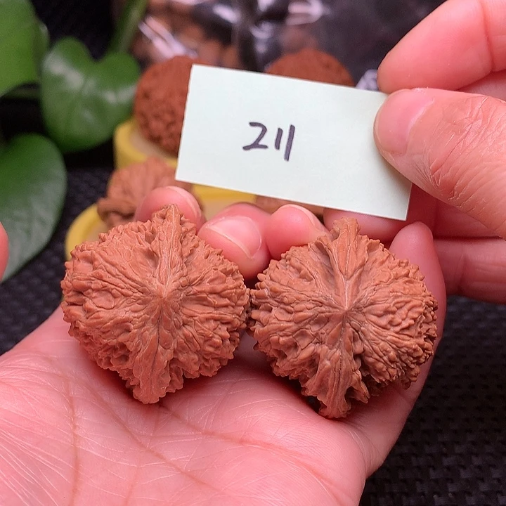 【闪购商品】把件文玩核桃40满天星211