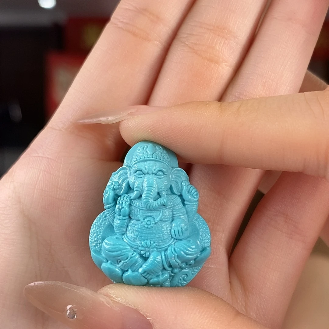 绿松石未镶嵌珠宝奇石