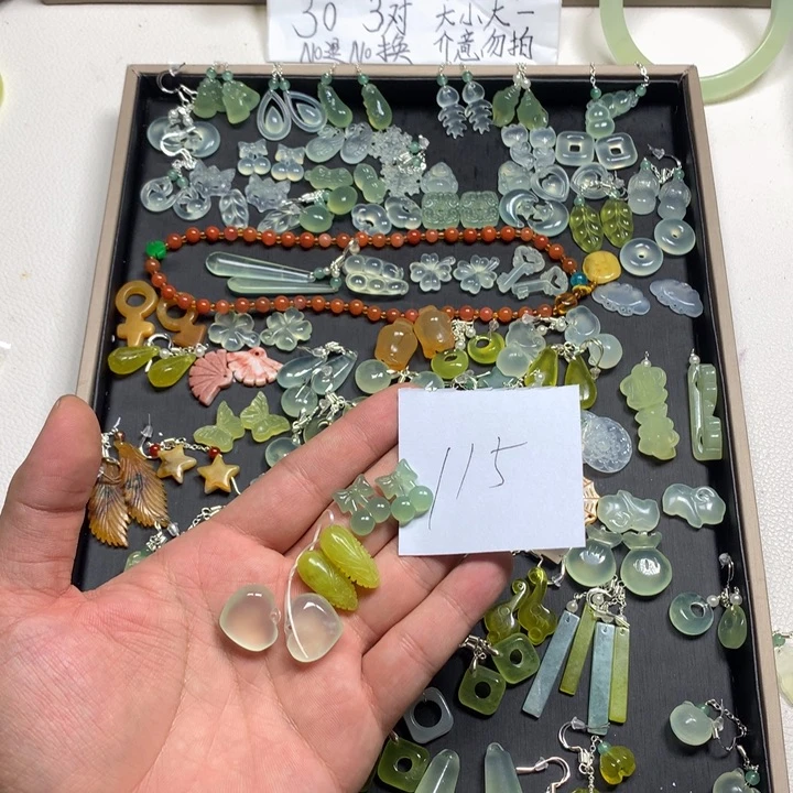 敦***敦蛇纹石玉合金耳钉