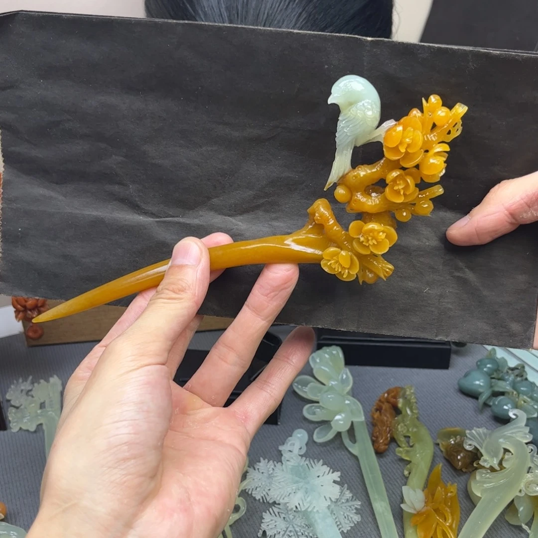 蛇纹石玉未镶嵌发饰