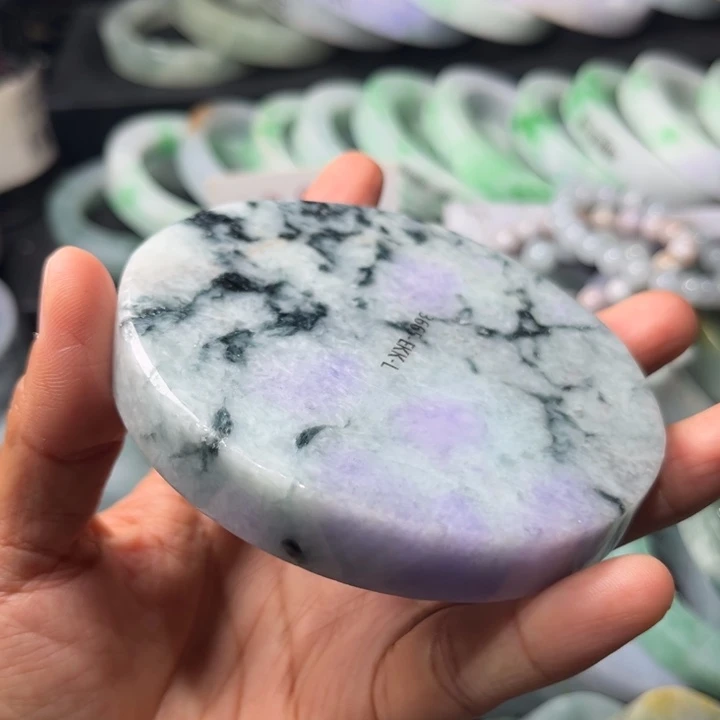 定制翡翠未镶嵌手镯