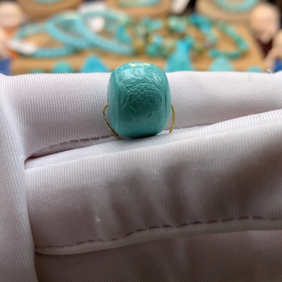 绿松石珠宝奇石未镶嵌