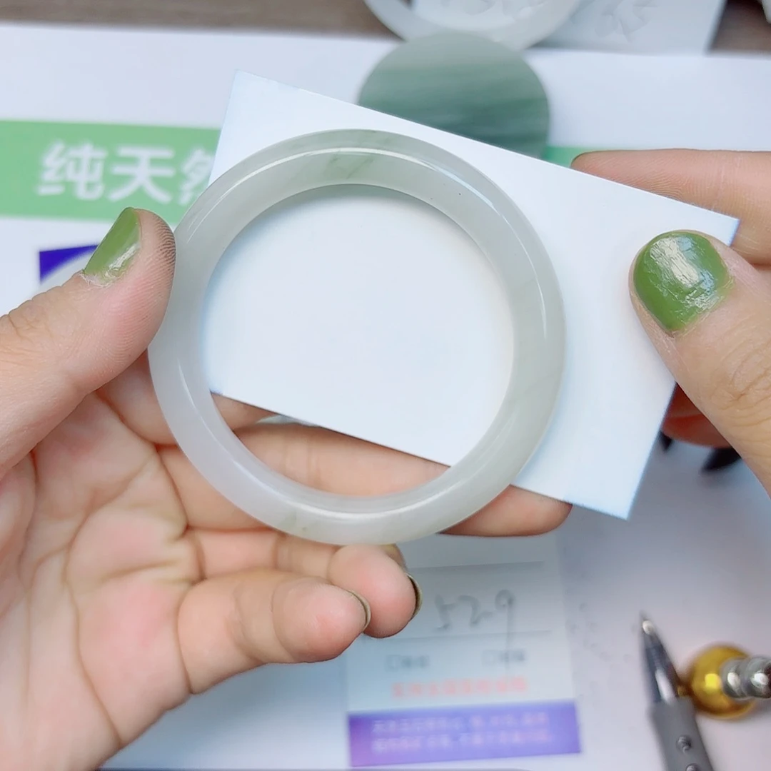 石英质玉手镯未镶嵌B37/5352