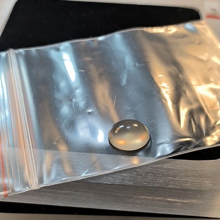 田***头石英岩玉未镶嵌戒面