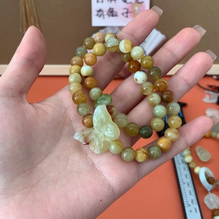 合金蛇纹石玉颈饰