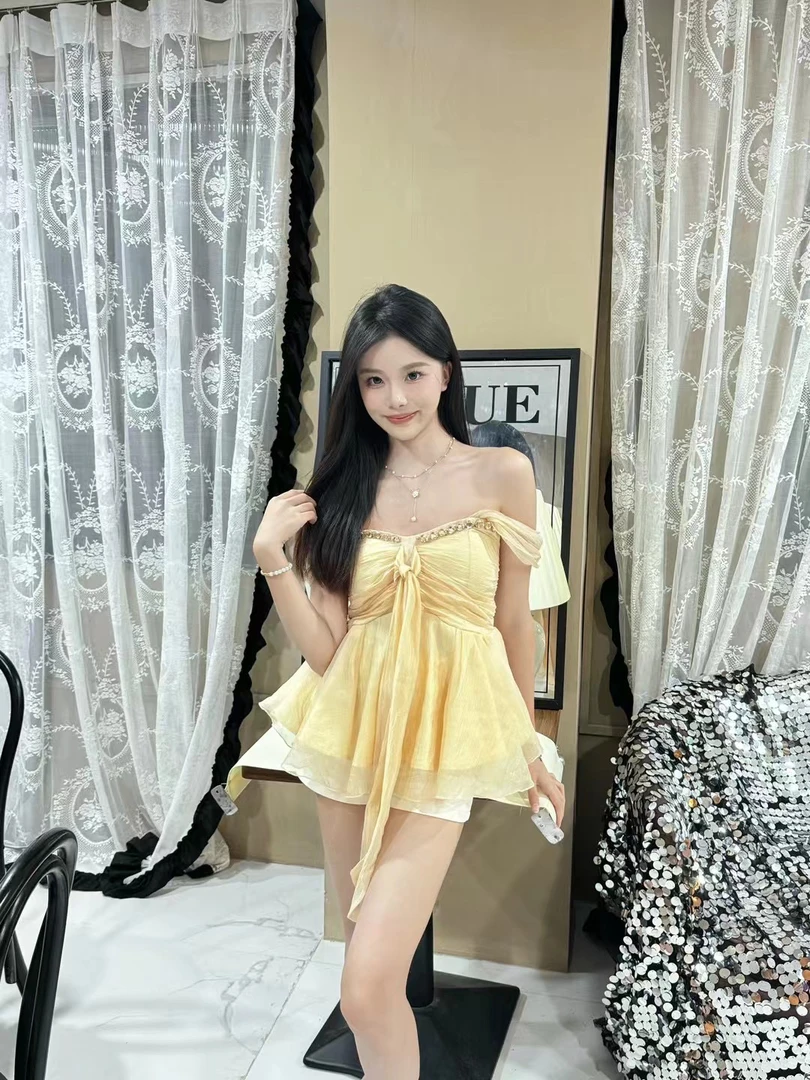 【只 COLLECTION】直播间链接辣妹连衣裙