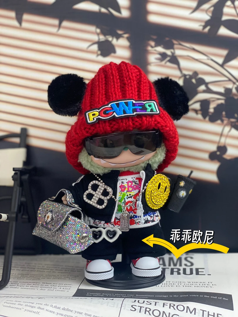 【娃衣套装不含娃娃】labubu一三代通用GD风红色power帽子娃衣套装