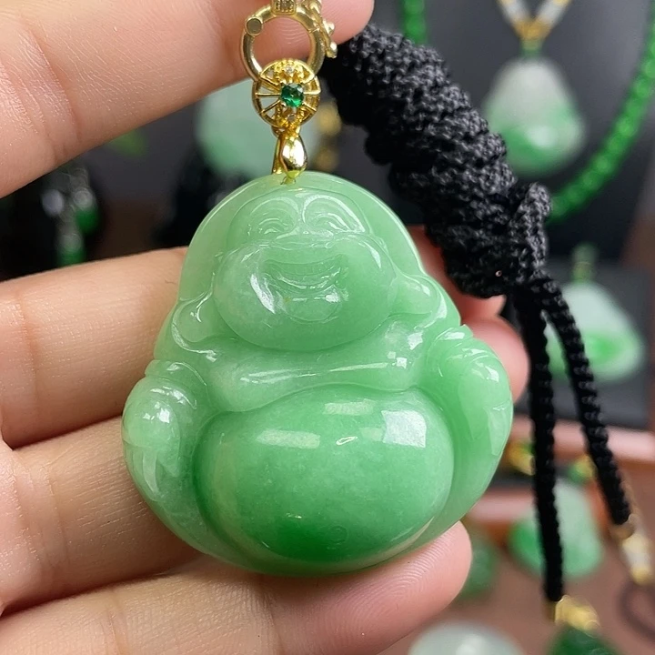 翡翠未镶嵌吊坠(赠链)