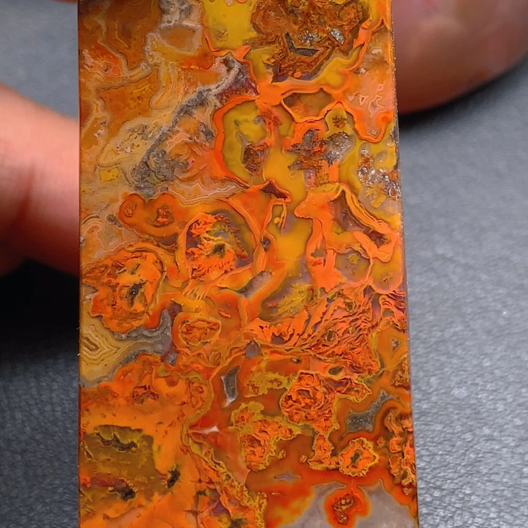 未镶嵌颈饰玛瑙/玉髓玄*