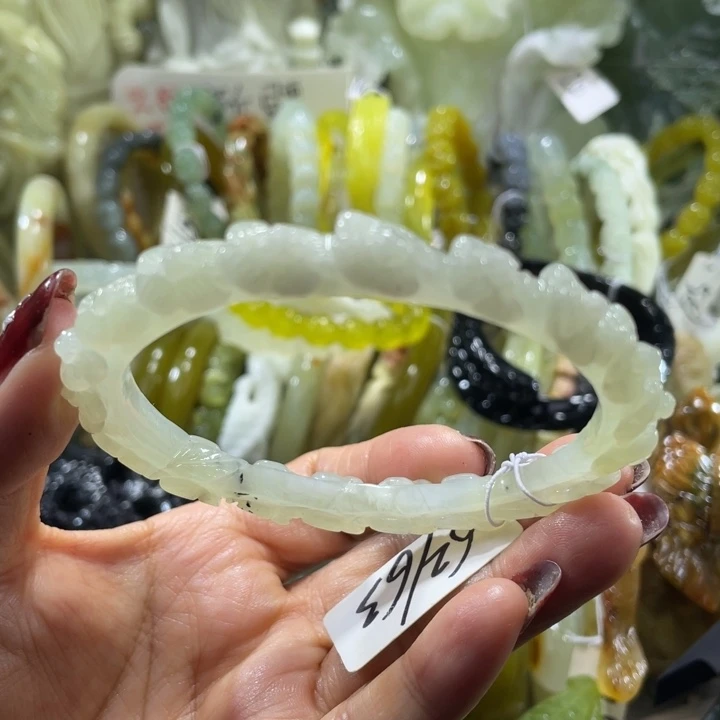 岫玉未镶嵌手镯62.63