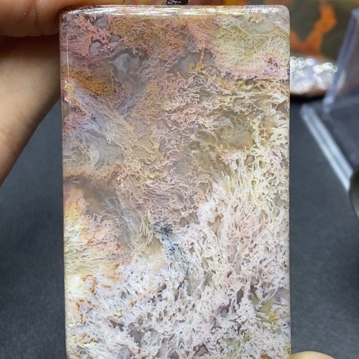玛瑙/玉髓颈饰未镶嵌不*孬