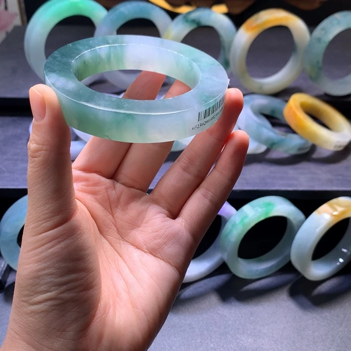 定制翡翠翡翠手镯未镶嵌