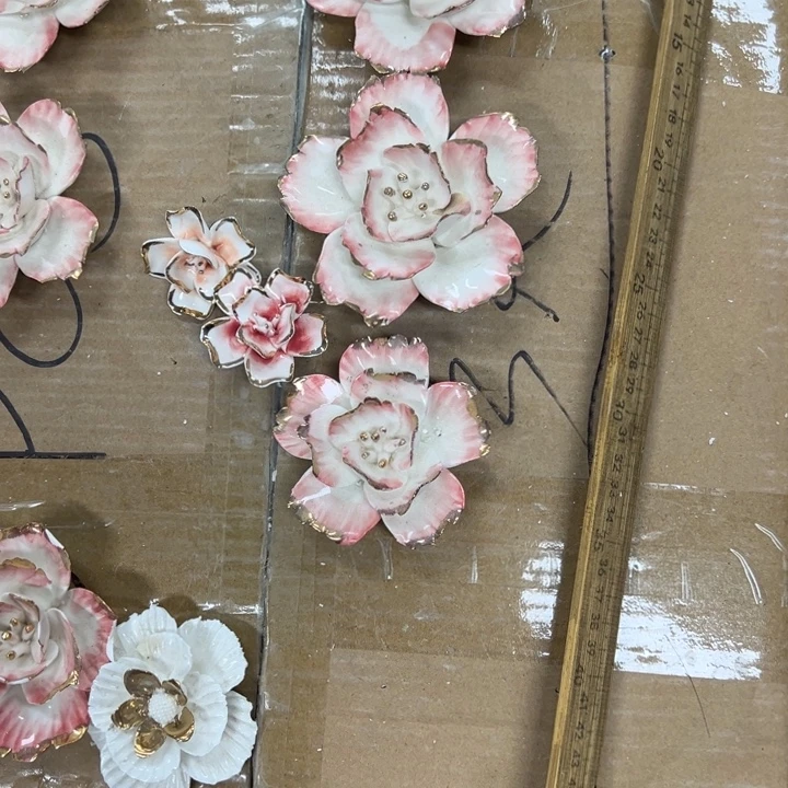 依***）瓷片微瑕陶瓶。。。。。。。。。。。、