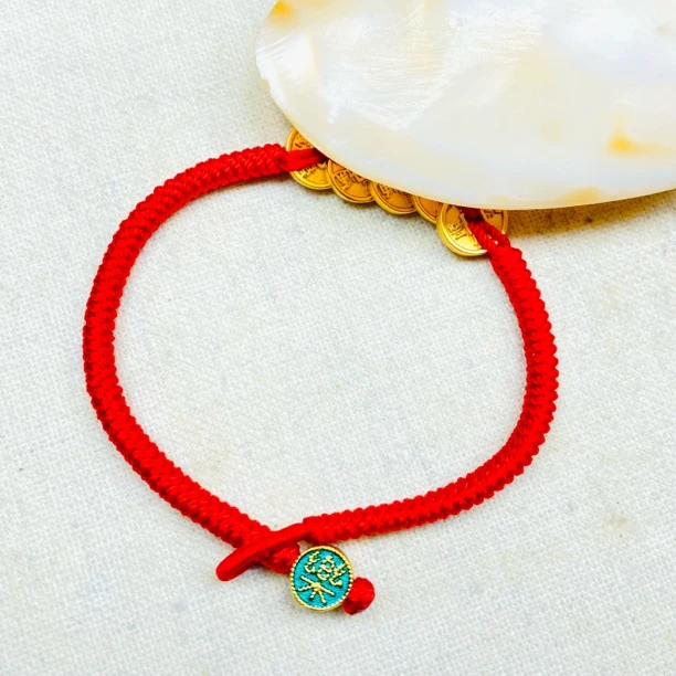 爆款K经典红色绳子铜钱手链多样性发货49875