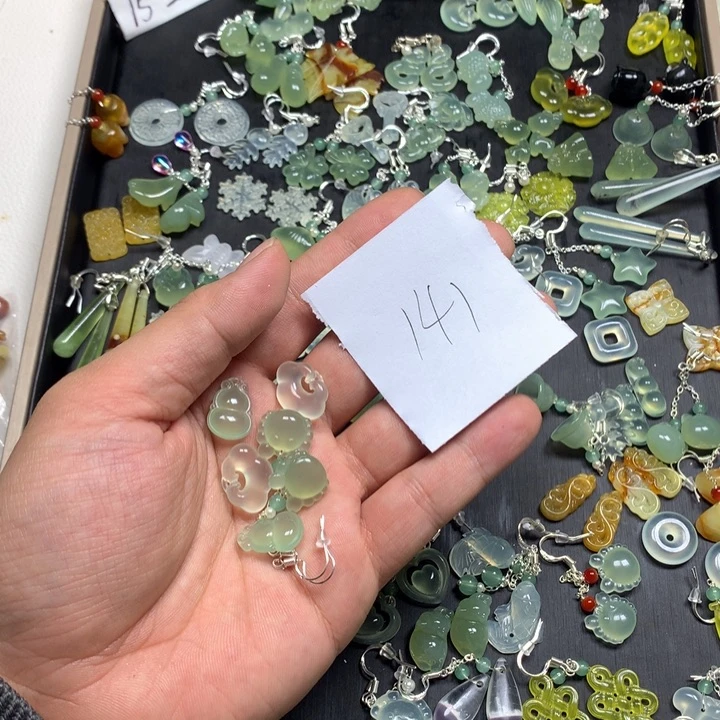 乐***-蛇纹石玉合金耳钉