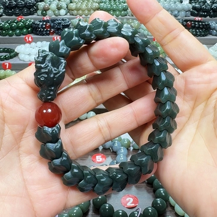 未镶嵌手链和田玉新疆沙枣青龙骨