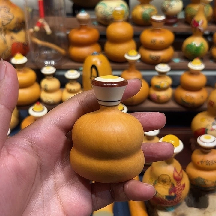 主播福利蜜蜡口熊脸钱袋