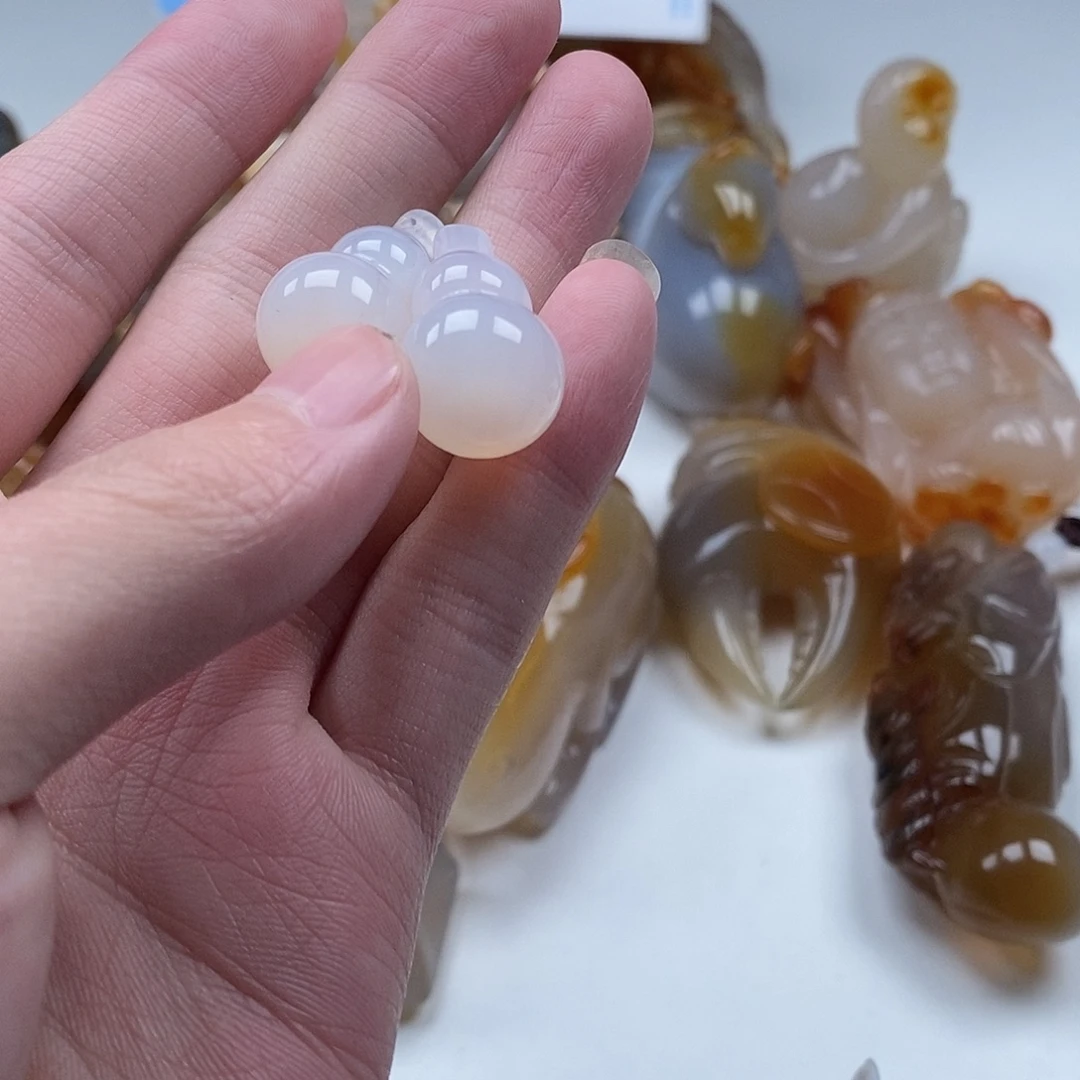 玛瑙/玉髓未镶嵌颈饰