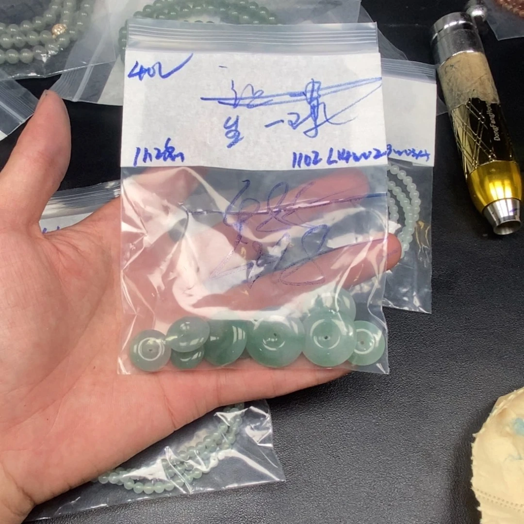 定制翡翠未镶嵌生***对