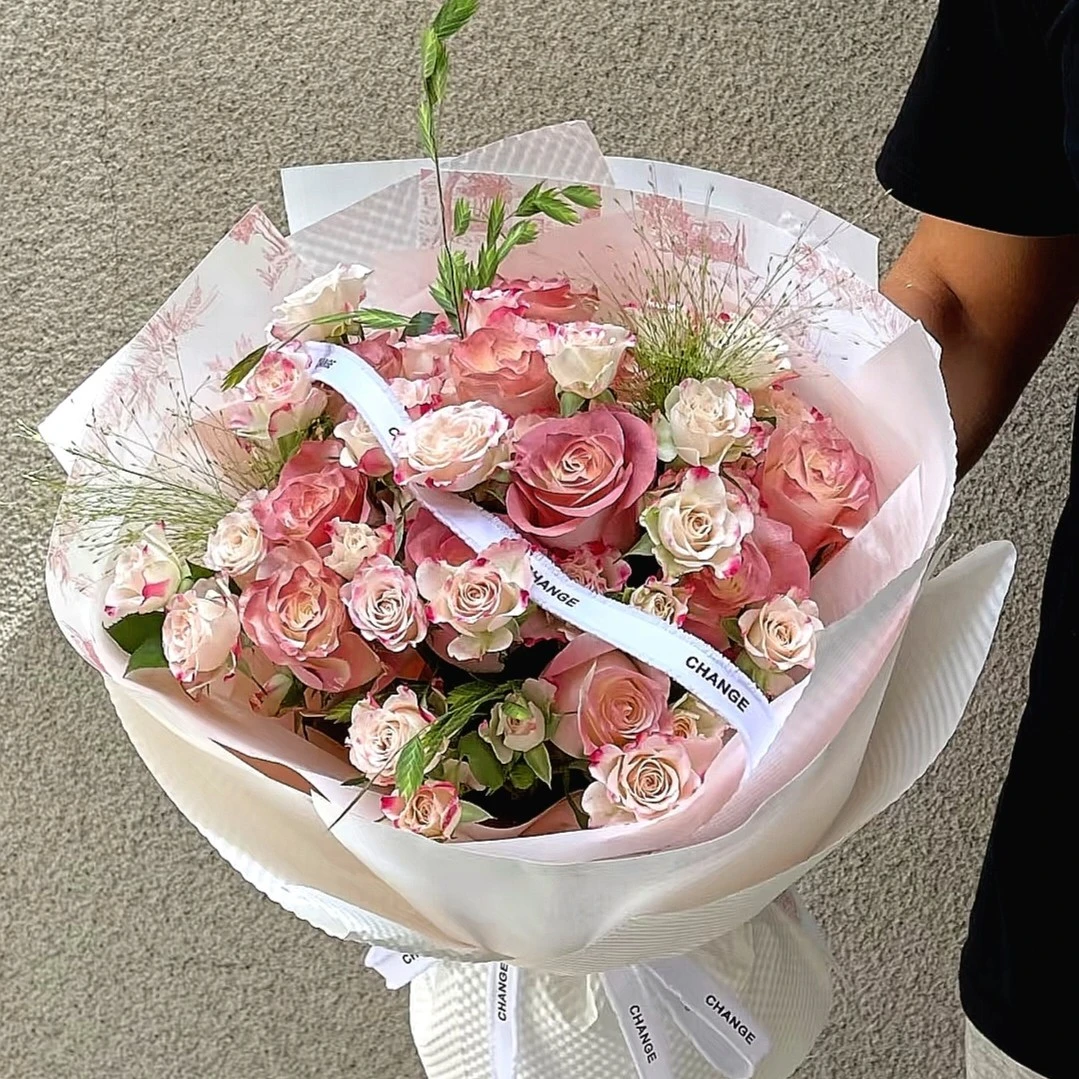 【伯爵红茶】11朵凡尔赛玫瑰混搭折射多头玫瑰花束送女朋友送老婆