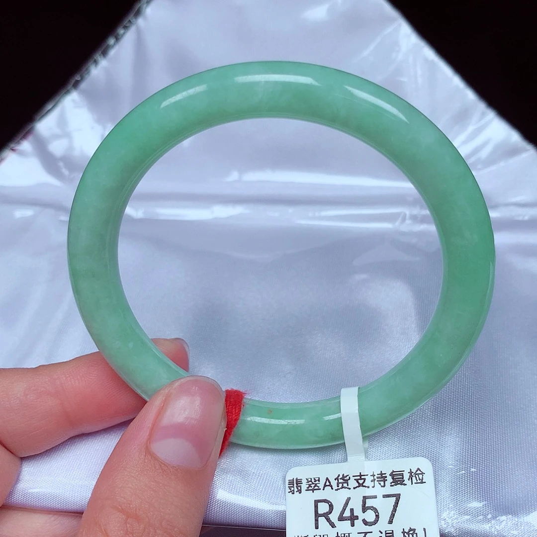 翡翠未镶嵌手镯（圆镯）美人条52