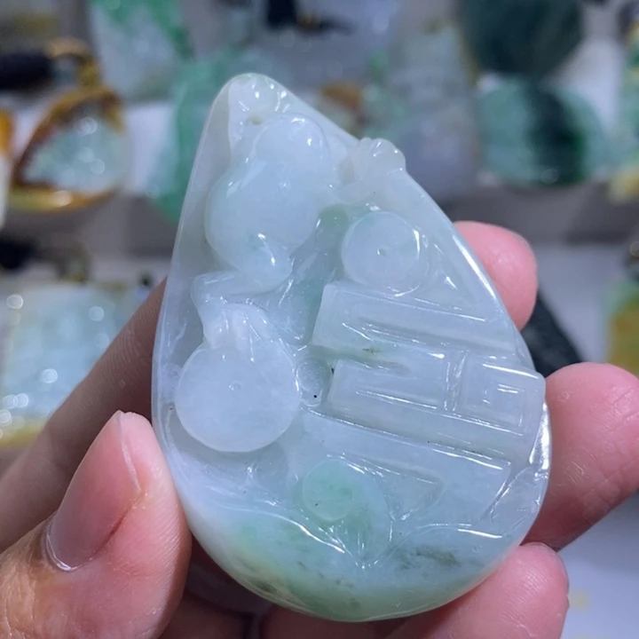 【闪购商品】颈饰未镶嵌翡翠瓜