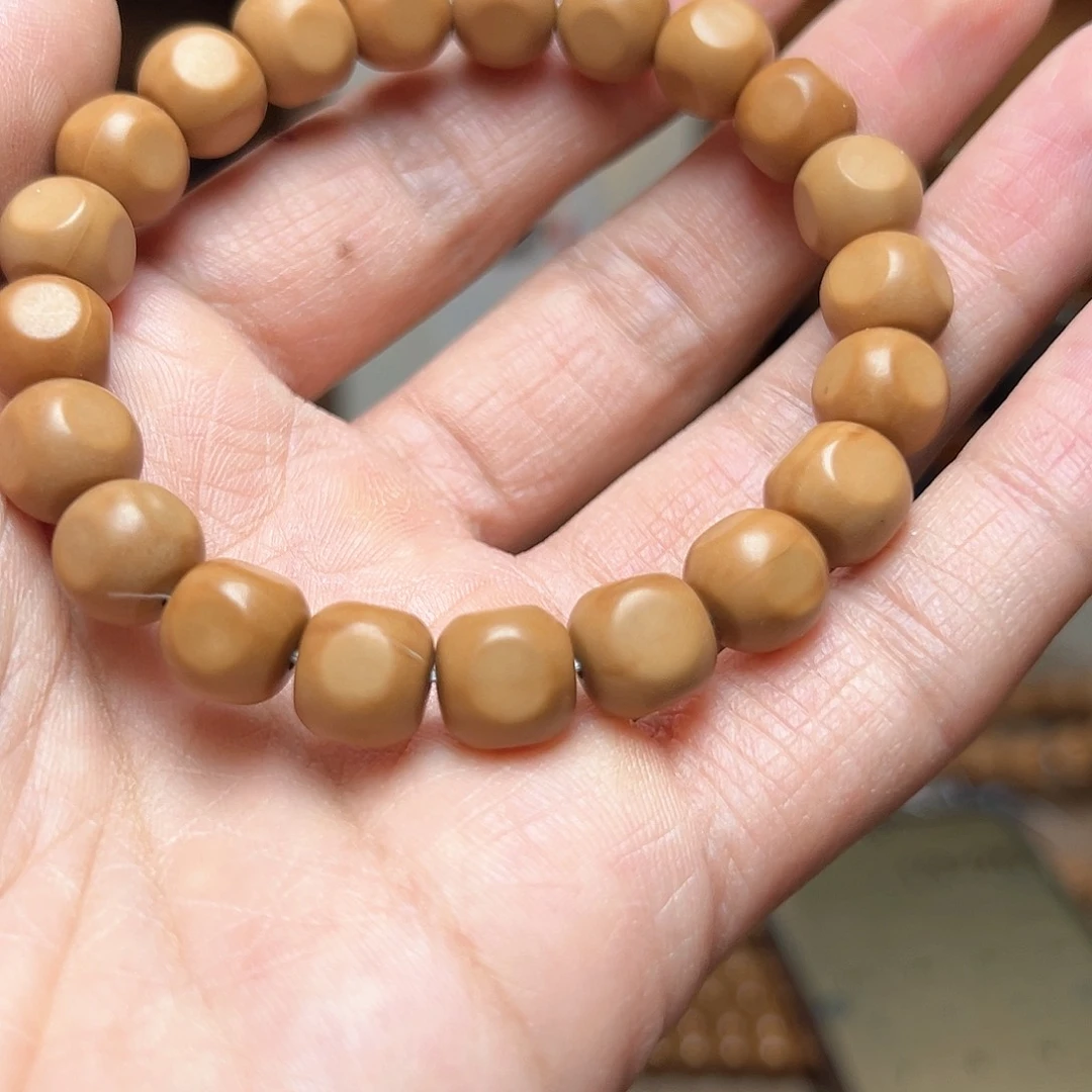 猴头核桃手串送****务六方