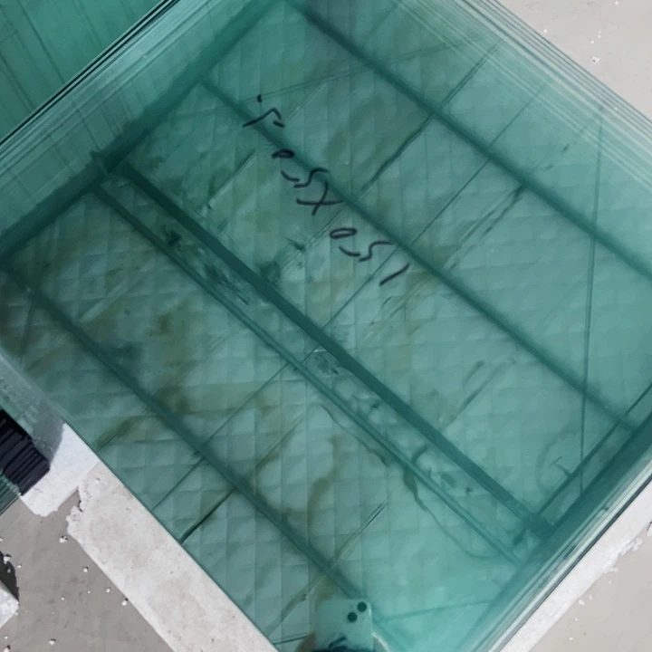 花***惜玻璃80.40加黑色包边玻璃盖