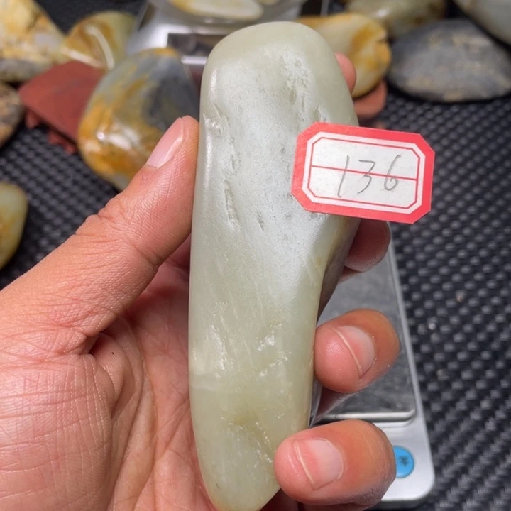 颈饰未镶嵌和田玉136
