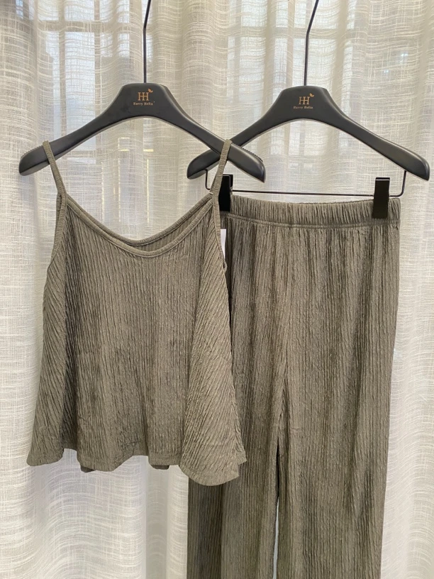 花花家时尚春款吊带两件套套装（223）