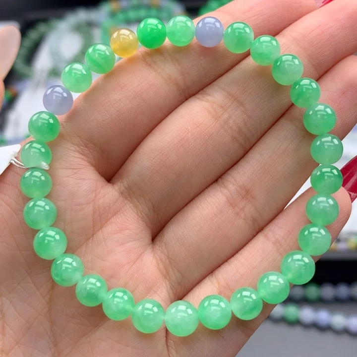 翡翠手镯未镶嵌翡翠