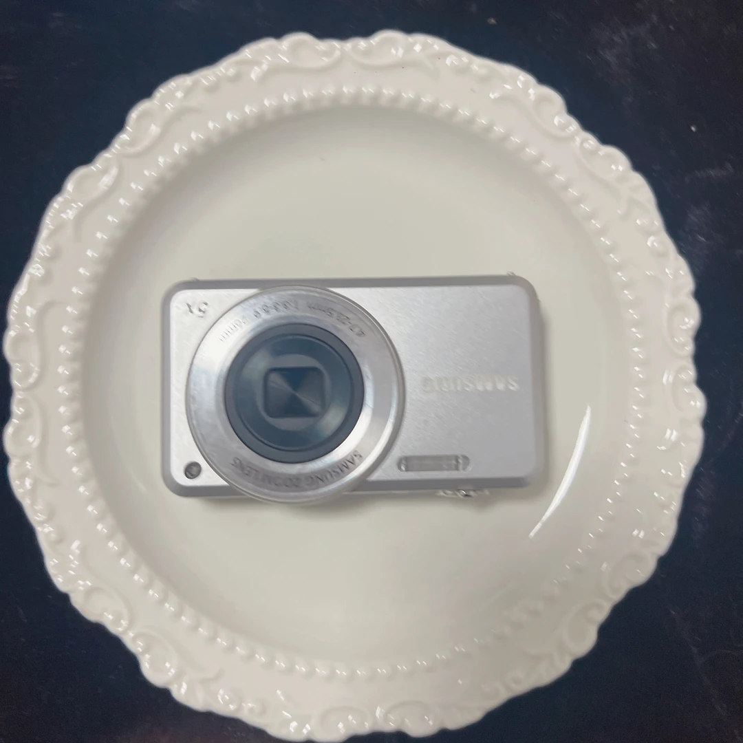 9新 Samsung/三星 9新 st95 1600万像素4倍光学变焦复古c数码相机