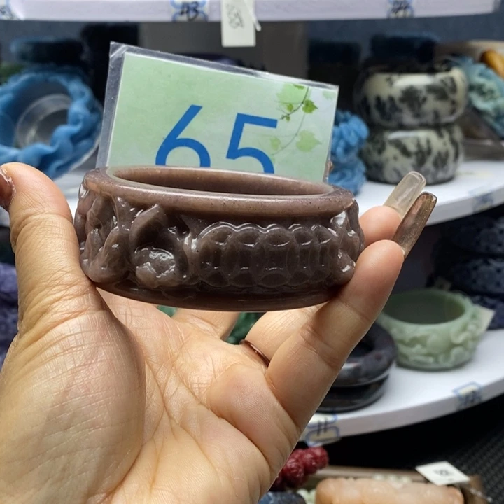 未镶嵌手镯石英岩玉