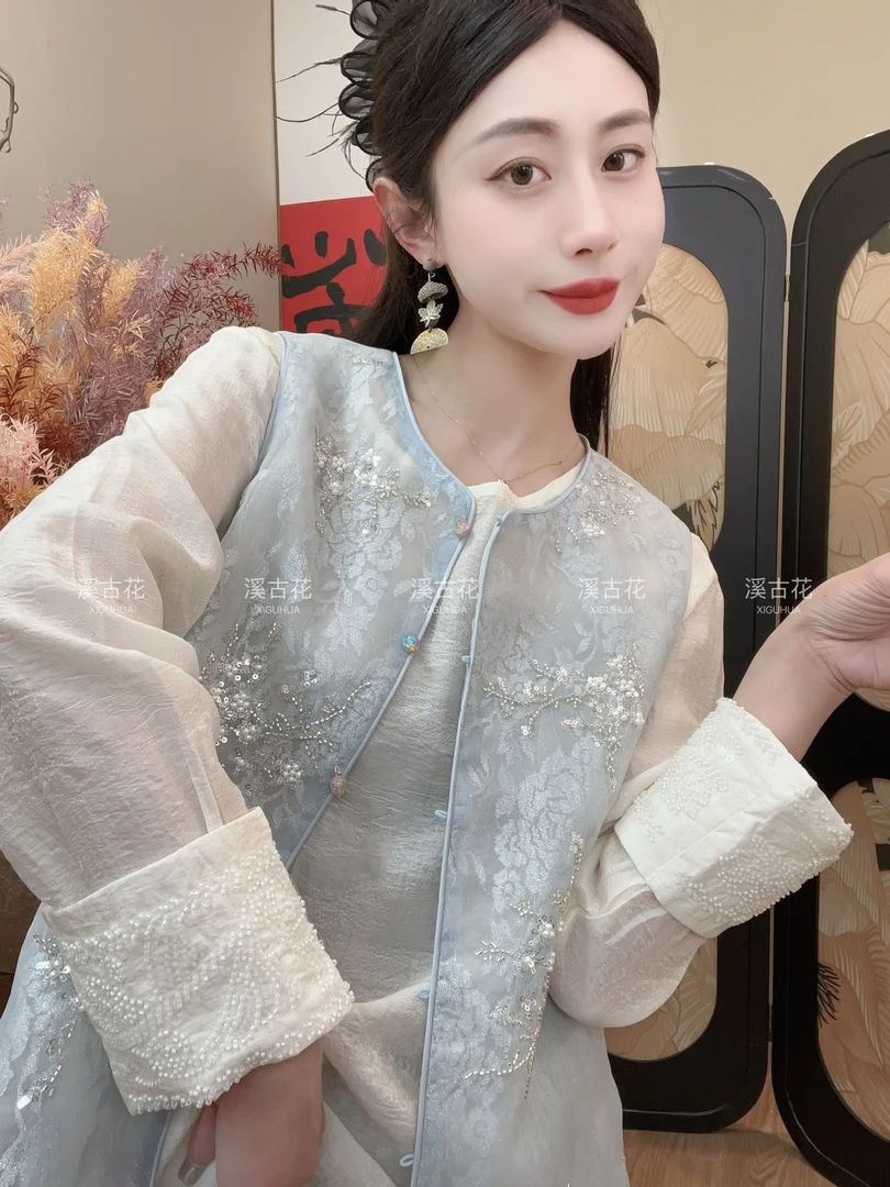 【蓝风铃】2025夏款气质时尚刺绣新中式马甲女薄款镂空绣花夏季