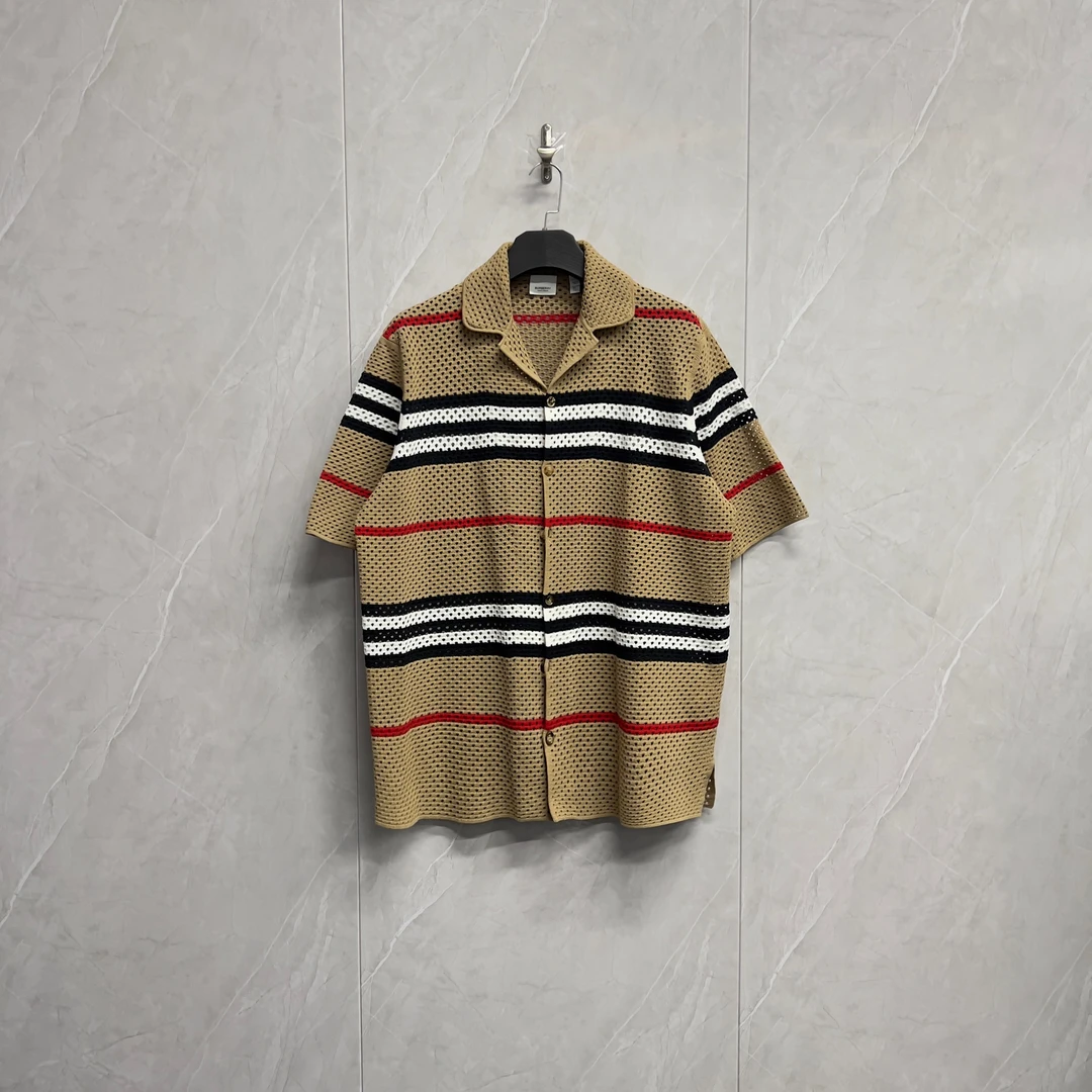 全新未使用 BURBERRY/博柏利 新款格纹经典短袖衬衫/W0874/XL码