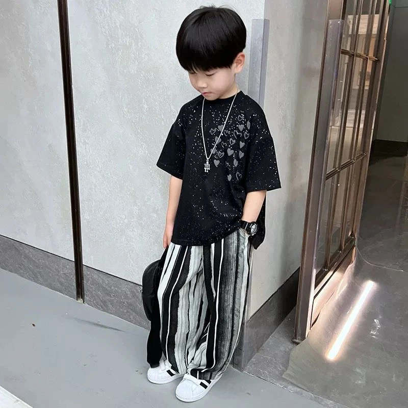 男童夏装亮粉短袖T恤2025新款儿童百搭休闲两件套中大童帅气衣服