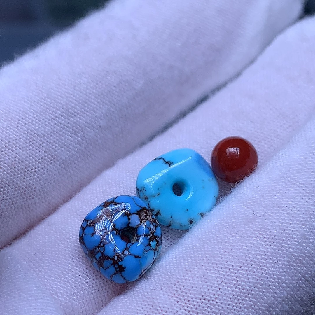 未镶嵌南红玛瑙珠宝奇石