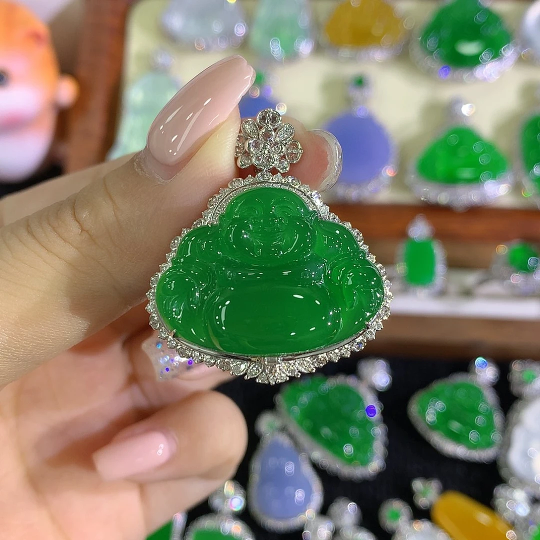 颈饰18K金镶嵌翡翠?****?佛公