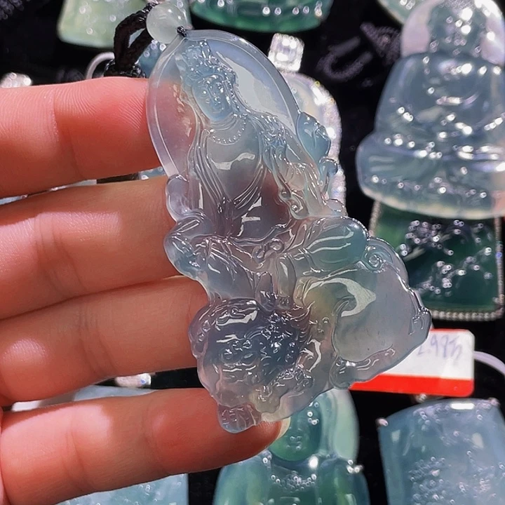 翡翠颈饰未镶嵌69，