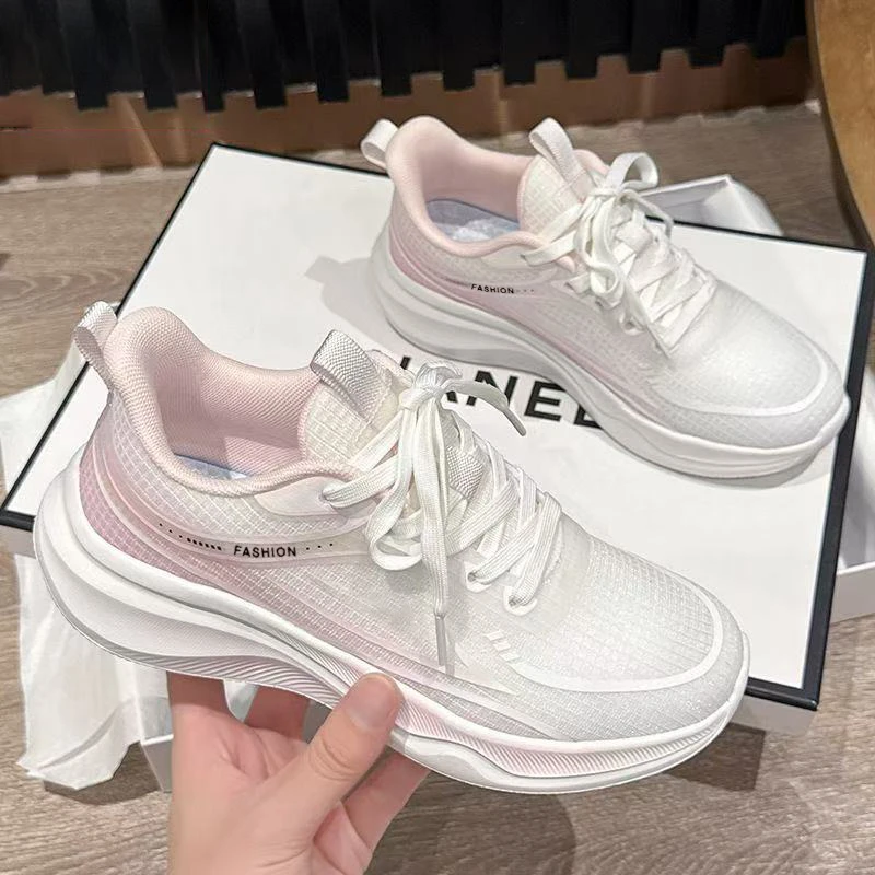 春夏季2025新款飞织网面透气百搭休闲运动鞋女减震轻便厚底跑步鞋