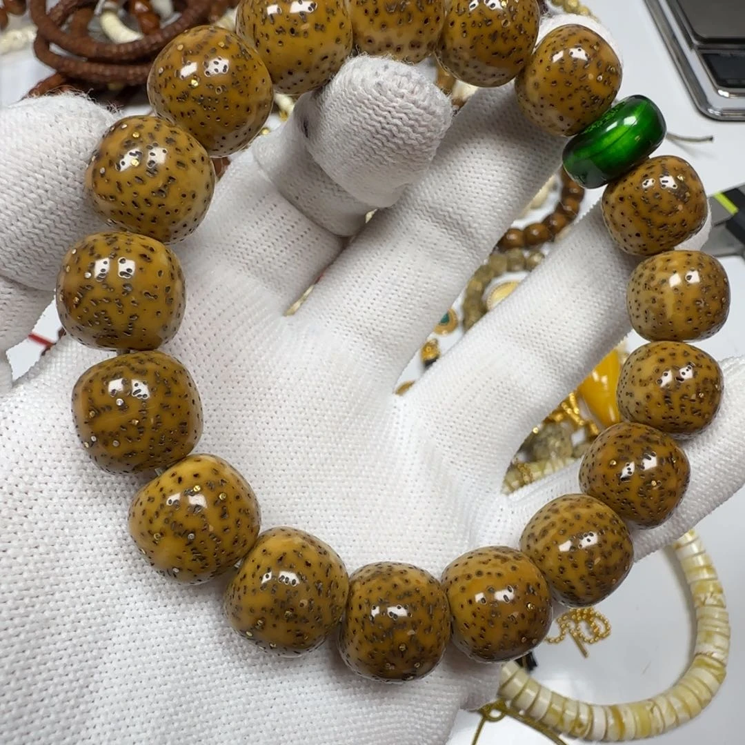 星月菩提吊坠星月菩提手串