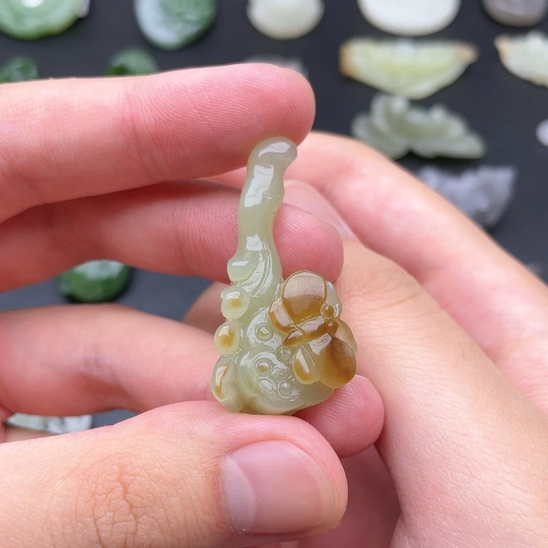 【闪购商品】和田玉未镶嵌颈饰