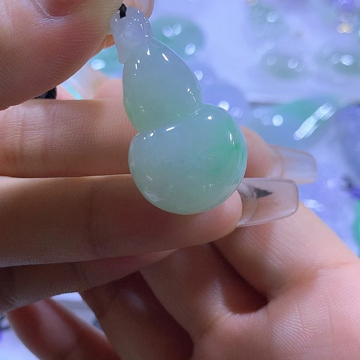 颈饰未镶嵌翡翠天然翡翠A货吊坠