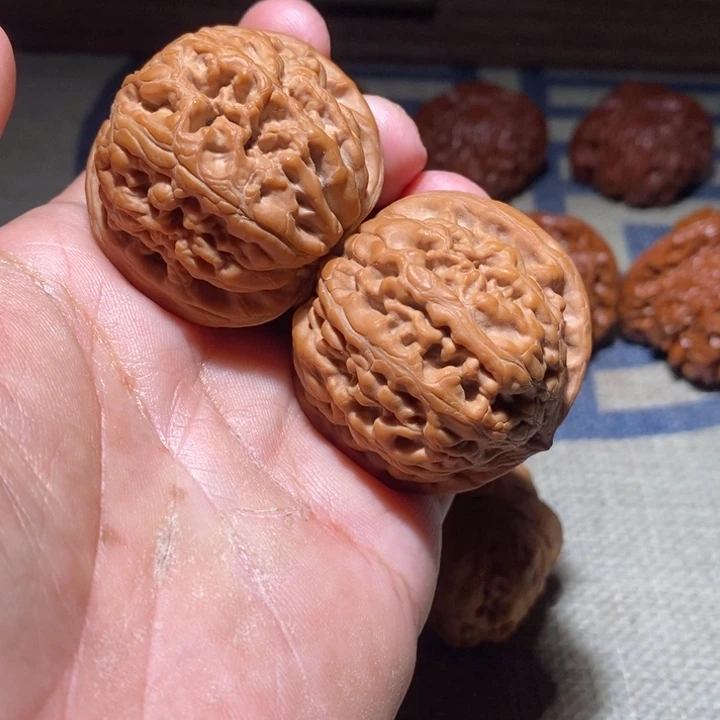 Z***z把件文玩核桃核桃