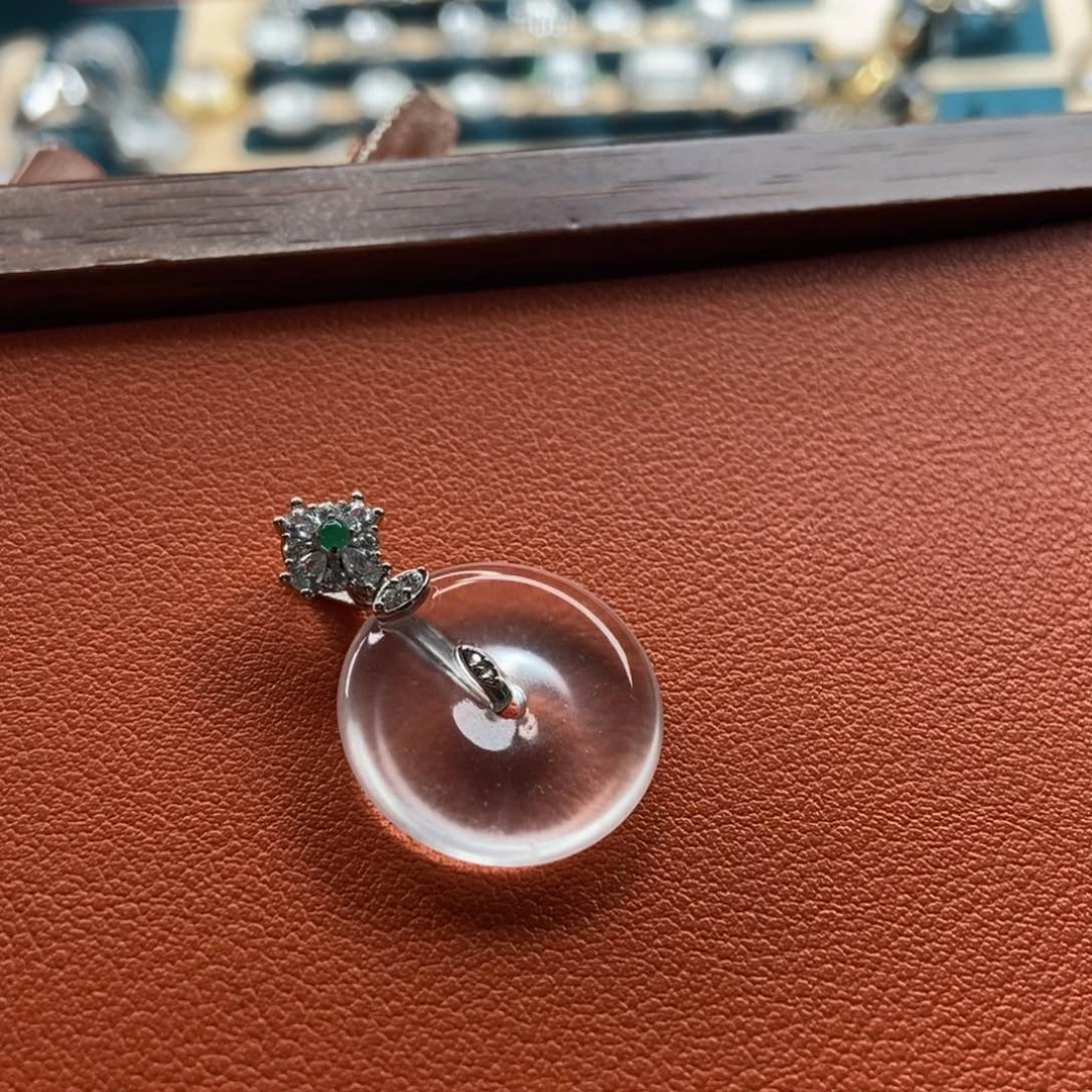 石英质玉颈饰银S925镶嵌