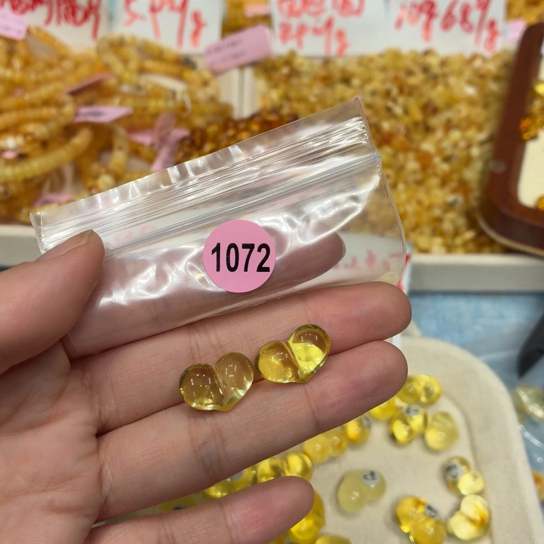 琥珀未镶嵌珠宝奇石