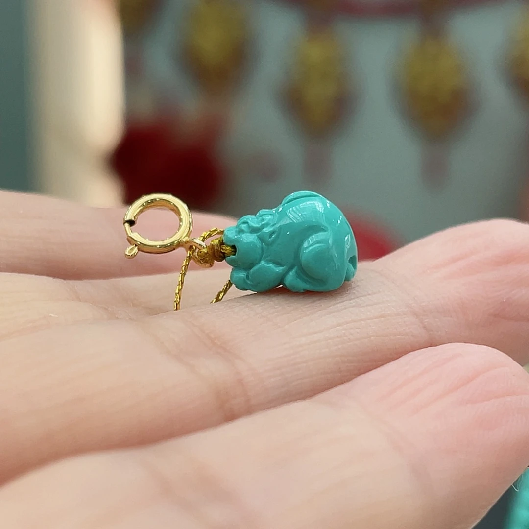 绿松石颈饰未镶嵌