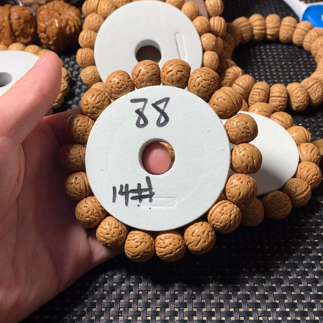 一***郭手串桃核14号链接，