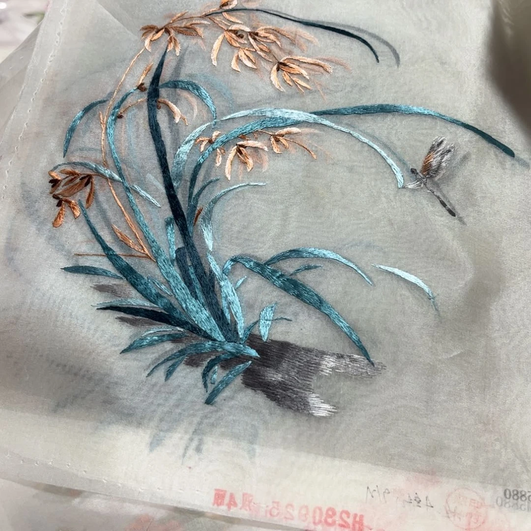 织绣纯手工刺绣陆老师